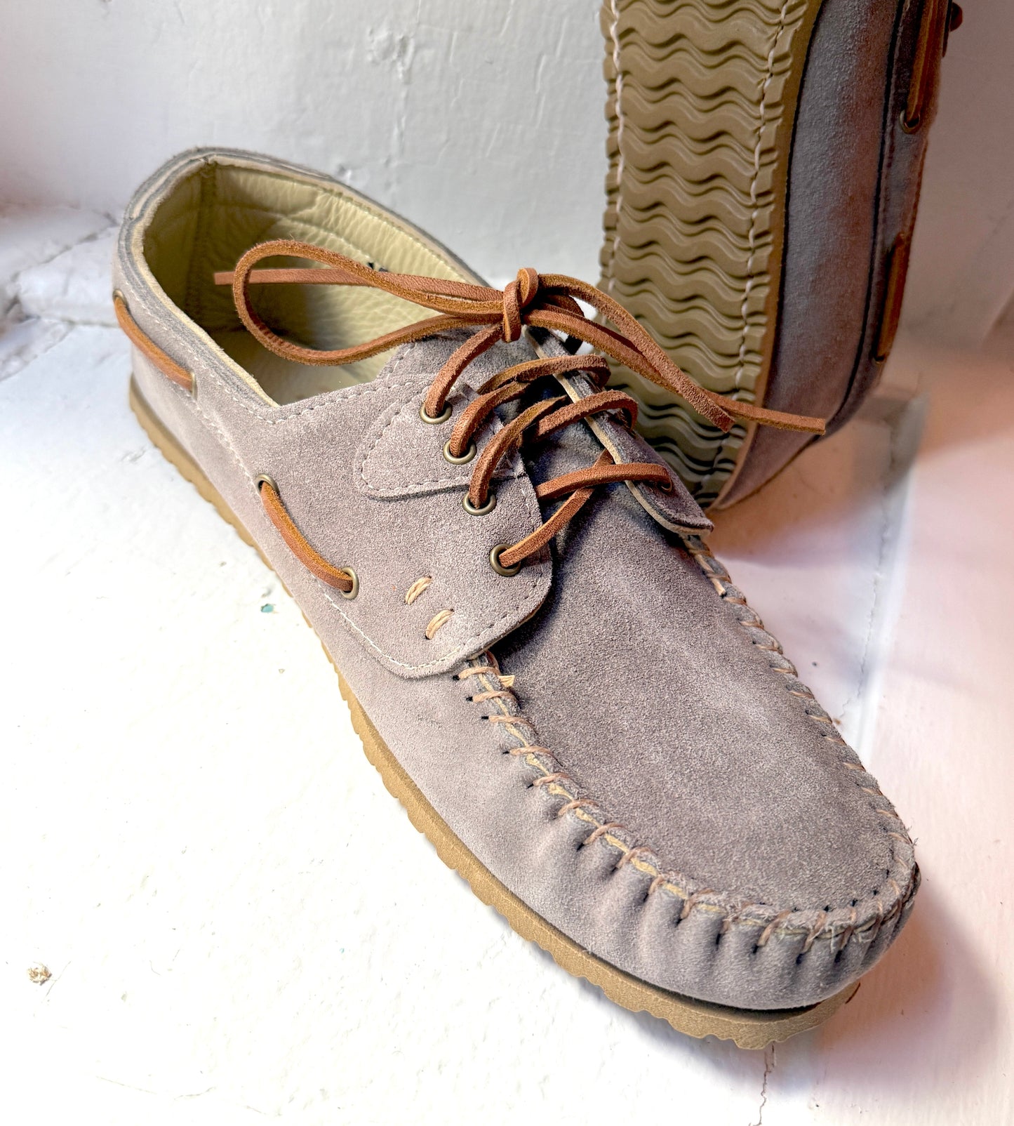 Grey Ox-Moc