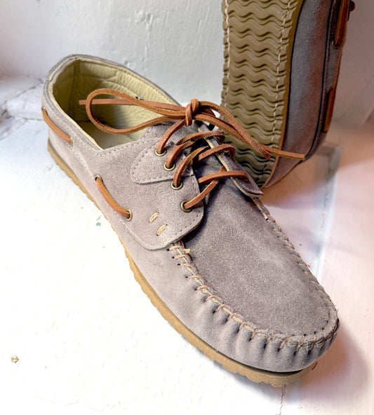 Grey Ox-Moc